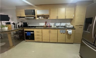 Hermosa Casa Conjunto de 2 niveles en Villa Santos