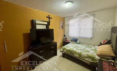 CASA EN VENTA EN HEROES REPUBLICANOS