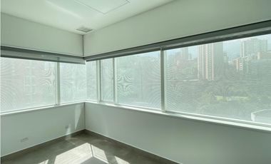 Oficina en Arriendo Manila Medellín
