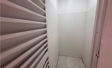 SE ARRIENDA HERMOSO Y AMPLIO LOCAL EN BULEVAR BOLIVAR