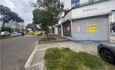 SE ARRIENDA HERMOSO Y AMPLIO LOCAL EN BULEVAR BOLIVAR