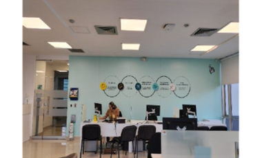 SE  VENDE OFICINA EN EL POBLADO