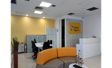 SE  VENDE OFICINA EN EL POBLADO
