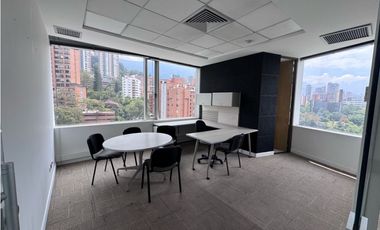 SE  VENDE O SE ARRIENDA  OFICINA EN EL POBLADO