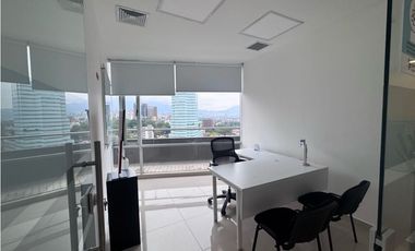 SE  VENDE O SE ARRIENDA  OFICINA EN EL POBLADO