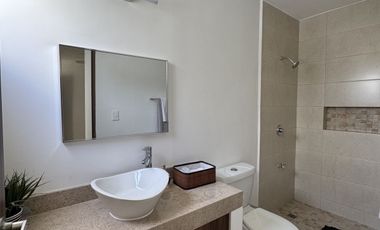 Casa de una planta en venta en privada Cholul.
