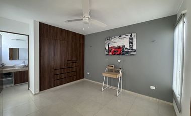 Casa de una planta en venta en privada Cholul.