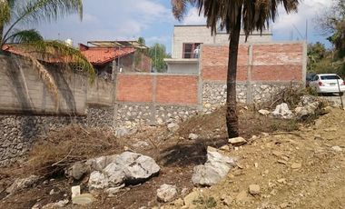 TERRENO USO DE SUELO MIXTO EN ESQUINA