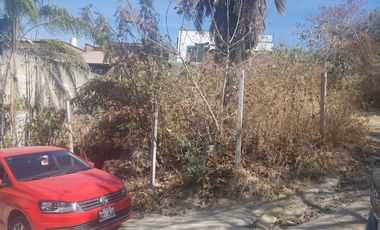 TERRENO USO DE SUELO MIXTO EN ESQUINA