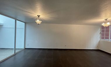 Casa en venta en Satelite
