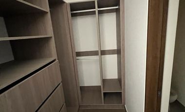 Departamento en Venta en Real Antigua, Zona Esmeralda, con 4 recámaras