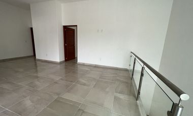 CASA NUEVA EN VENTA EN FRAC. 