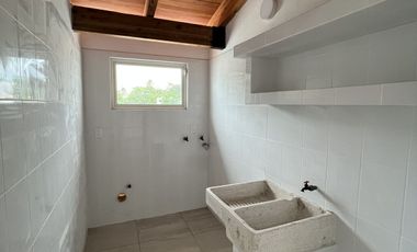 CASA NUEVA EN VENTA EN FRAC. 