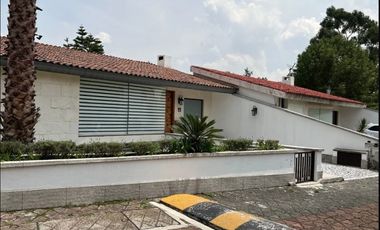 EN SAN JERÓNIMO, VENTA DE AMPLIA CASA EN CONDOMINIO