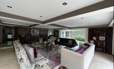 EN SAN JERÓNIMO, VENTA DE AMPLIA CASA EN CONDOMINIO