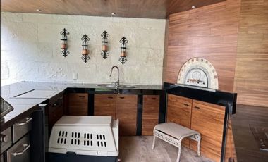 EN SAN JERÓNIMO, VENTA DE AMPLIA CASA EN CONDOMINIO