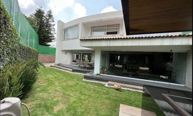 EN SAN JERÓNIMO, VENTA DE AMPLIA CASA EN CONDOMINIO