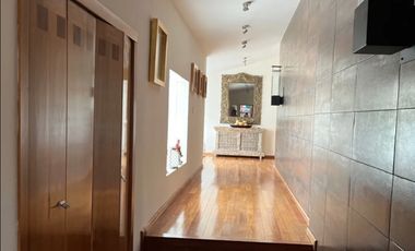 EN SAN JERÓNIMO, VENTA DE AMPLIA CASA EN CONDOMINIO