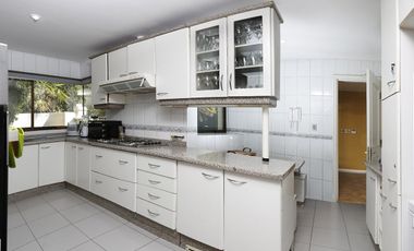 Casa en Venta, Av Golf de Manquehue
