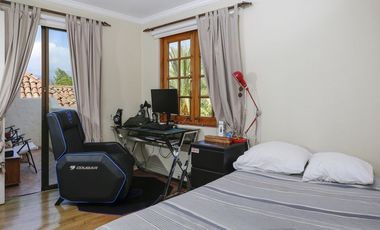 Casa en Venta, Av Golf de Manquehue