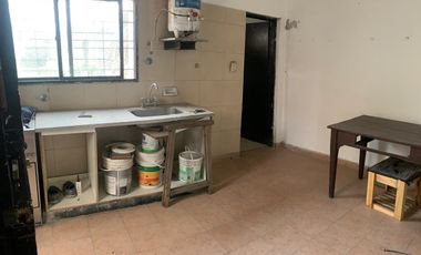 Casa con fondo en ALQUILER