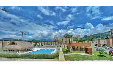 Maat vende Casa amoblada Condominio - Villeta 70M2 $ 360Millones