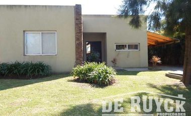 Casa en Venta en Altos de Hudson I