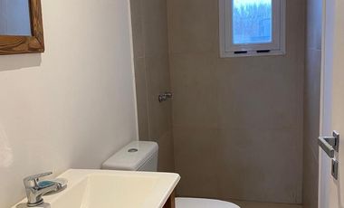 Casa en venta / alquiler, pileta. 3 dormitorios. Barrio Cerrado, Escobar