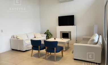 Casa en venta / alquiler, pileta. 3 dormitorios. Barrio Cerrado, Escobar