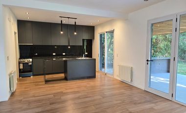 Casa en venta a estrenar en Golfersc.c.  Apto crédito.