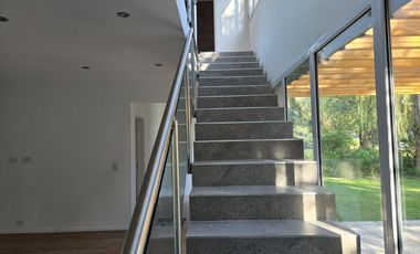 Casa en venta a estrenar en Golfersc.c.  Apto crédito.