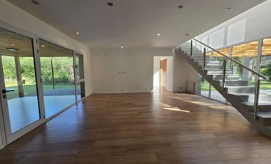 Casa en venta a estrenar en Golfersc.c.  Apto crédito.