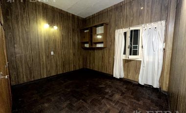 Venta de casa de 3 ambientes con cochera3 en Villa Dominico