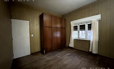 Venta de casa de 3 ambientes con cochera3 en Villa Dominico