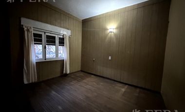 Venta de casa de 3 ambientes con cochera3 en Villa Dominico