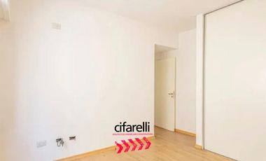 Alquiler - 4 ambientes - cochera - con balcon al frente