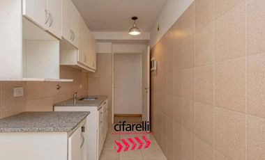 Alquiler - 4 ambientes - cochera - con balcon al frente