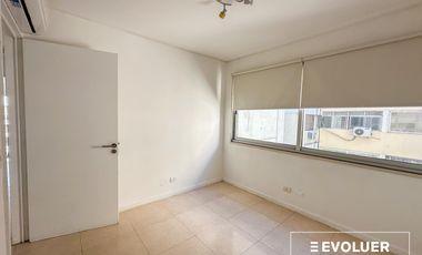 Alquiler departamento 3 ambientes con cochera y baulera en Quartier Polo, Las Cañitas