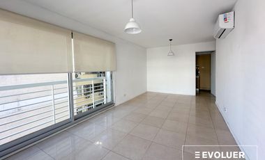 Alquiler departamento 3 ambientes con cochera y baulera en Quartier Polo, Las Cañitas