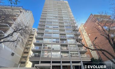 Alquiler departamento 3 ambientes con cochera y baulera en Quartier Polo, Las Cañitas