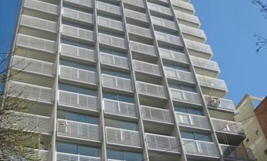 Alquiler departamento 3 ambientes con cochera y baulera en Quartier Polo, Las Cañitas