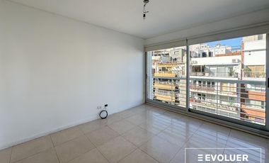 Alquiler departamento 3 ambientes con cochera y baulera en Quartier Polo, Las Cañitas