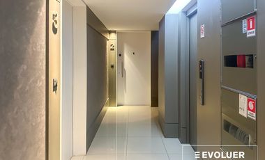 Alquiler departamento 3 ambientes con cochera y baulera en Quartier Polo, Las Cañitas