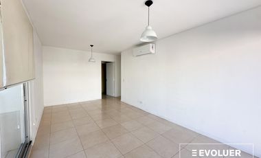 Alquiler departamento 3 ambientes con cochera y baulera en Quartier Polo, Las Cañitas