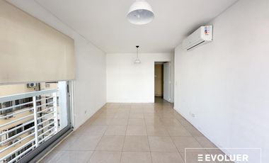 Alquiler departamento 3 ambientes con cochera y baulera en Quartier Polo, Las Cañitas
