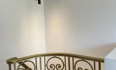 Alquiler Casa en La Lucila con muebles