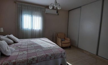 Casa en Los Mimbres - Barrio Cerrado