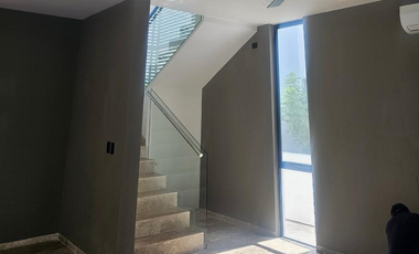 CASA EN RENTA EN YUCATÁN COUNTRY CLUB MÉRIDA