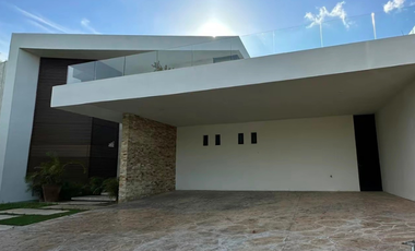 CASA EN RENTA EN YUCATÁN COUNTRY CLUB MÉRIDA
