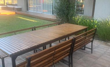 Casa amoblada en alquiler, barrio San Benito, lote al río